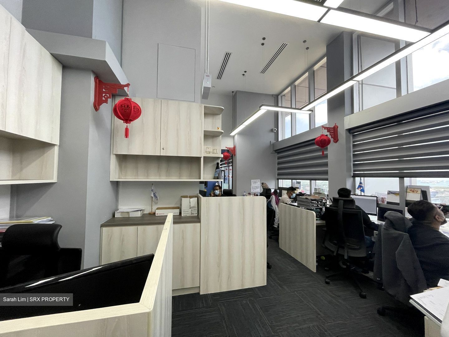 Eon Shenton (D2), Office #355456131